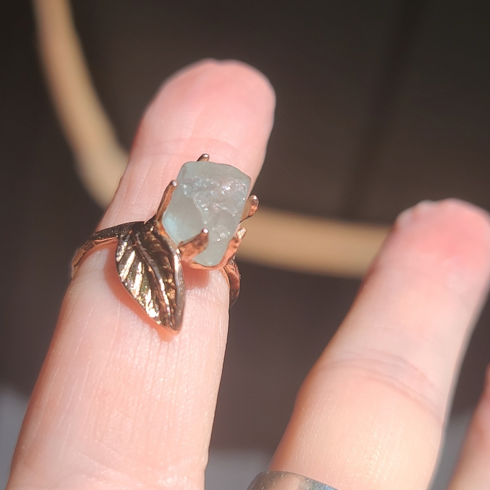 Aquamarine RAW 4k nugget sterling & 24k Rosegold ring sz6.5 - Picture 5 of 7